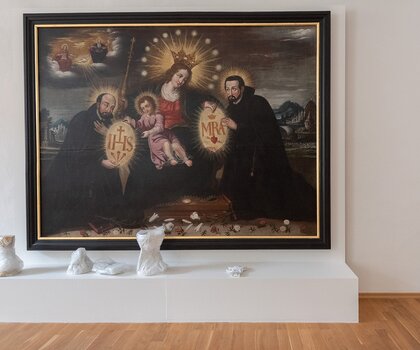 Instalace výstavy Telč a jezuité. Řád a jeho mecenáši